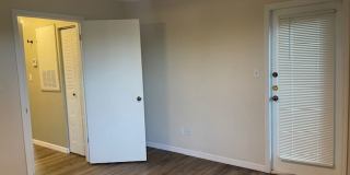 2/2 First Floor Condo in Palmer Ranch Gallery 11