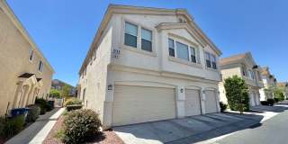 BEAUTIFULLY UPDATED SOUTHWEST LAS VEGAS TOWNHOME WITH NEW KITCHEN AND FLOORING Gallery 1