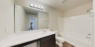 Spacious 3 Bedroom 2 Bath Home in Mustang Schools Gallery 11
