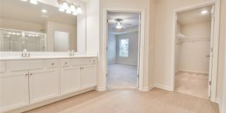 4541 Bishops Lane Gallery 27