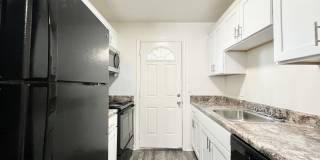 Collinwood South Apartments Gallery 10