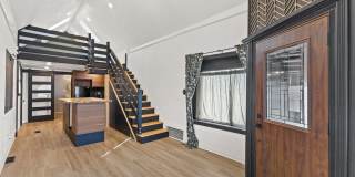 Modern 1-Bedroom Loft in Bay View – Updated Single Family Home with Parking! Gallery 1