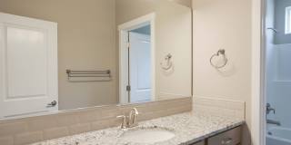 Elegant and Pristine Post Falls Home Gallery 37