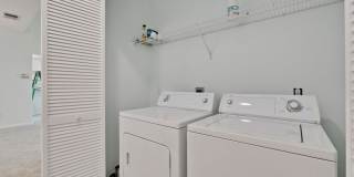 Excellent 2 Bed 2 Bath Condo - Completely Remodeled! Gallery 45