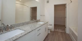 The Penman Apartments Gallery 29