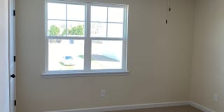 2 bedroom, 2.5 bath end unit unfurnished townhouse in Sneads Ferry Justice Farm Townhome community Gallery 12