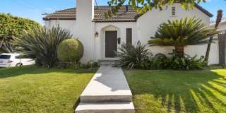 Fantastic 2BR/1BA House with backyard in the Heart of West Hollywood / Beverly Hills Gallery 1