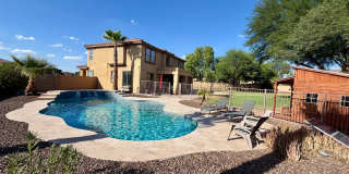 Spacious 6-bedroom, 2.5-bathroom home in Chandler, Welcome to the family friendly community of Sun Groves sitting on nearly 18,000 sq ft and one of the largest lots in the neighborhood. Gallery 7