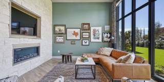 Heritage McKinney Square Gallery 24