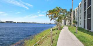 118 Lake Emerald Dr Gallery 13