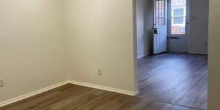 One story 2 bedroom with washer/dryer hook up Gallery 6