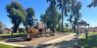 1299 Dogwood Gallery 41