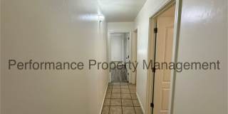 Stunning 5 Bed/2 Bath NW Bakersfield Home Gallery 9
