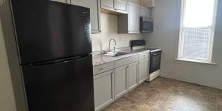 Spacious 3 bedroom uptown, Harrisburg Gallery 8