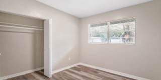 Large 3bdrm/2bath Home with garage & carport ** Lots of room** $2200.00** Gallery 17