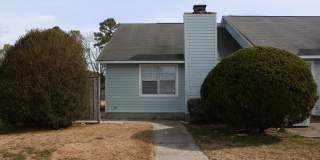 Charming  Cozy 2-Bedroom in the Heart of Havelock Gallery 1