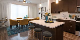 44 Washington Gallery 58