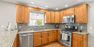 7 Linden Avenue Gallery 13