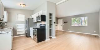 Spacious 3-Bedroom Aurora Home with Fenced Yard, Garage & Central AC Gallery 5