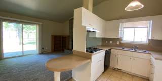 3 Bedroom, 2 Bathroom, 2 car garage Gallery 5