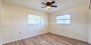 GULF GATE SARASOTA! OUTSTANDING 3 BEDROOM/2 BATH HOME WITH EXTRA LARGE YARD! Gallery 24