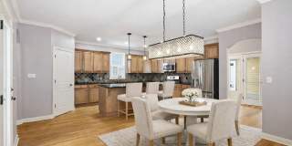 12652 Apsley Lane Gallery 12