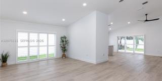 46 Gables Blvd Gallery 1