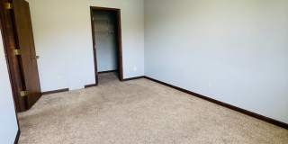2 Bedroom apartment for rent near EMU Gallery 13