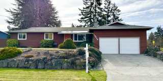 Charming 3 bed 1.75 Bath Rambler in Newcastle Gallery 1