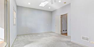 2151 W Race Avenue Gallery 16