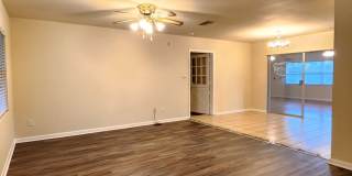FOR RENT 5 bedroom, 3 bathrooms, 2 car garage home near UF. Gallery 10