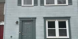 Charming 3BR Townhome in Waldorf Gallery 1