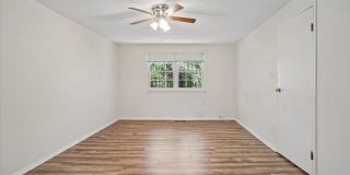 9404 MIRROR POND Drive Gallery 31