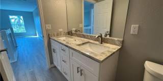 2239 SW 2nd Lane Gallery 9