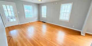 NOW SHOWING: 2 Bedroom/ 1.5 Bathroom located at 108 S 8th St. in Beech Grove, IN. NOW SHOWING: 2 Bedroom/ 1.5 Bathroom located at 108 S 8th St. in Beech Grove, IN. Gallery 8