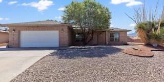 4 Bedroom Home with Solar Panels: MOVE-IN SPECIAL Gallery 1