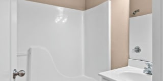 Spacious Duplex in Cape Gallery 26
