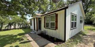 1210 Hogan Lane Gallery 1