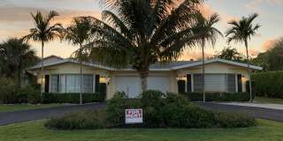 6575 NE 7th Avenue Gallery 1