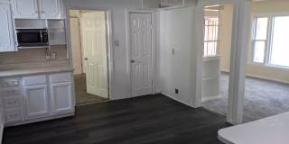 3 Bed 2 Bath with Enclosed Patio, Fenced Yard, and Garage Gallery 7