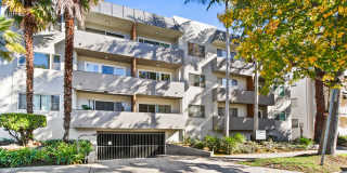 110 South Swall Apartments Gallery 22