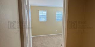 Ideal Layout! 4 Bedroom Home with Main Floor Bed/Bath & Open Loft Gallery 37