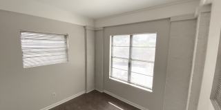 88 N Willett St Gallery 16