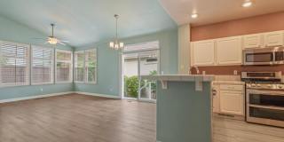 785 Caughlin Crossing Gallery 5