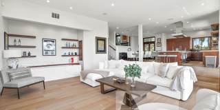 Elevated Living in Newport Heights Gallery 11