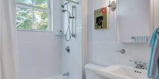 83 John Street Gallery 21