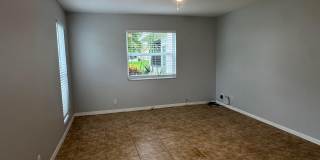 1100 Boxwood Drive Gallery 14