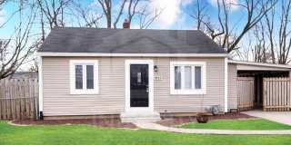 1935 North Tibbs Avenue Gallery 1