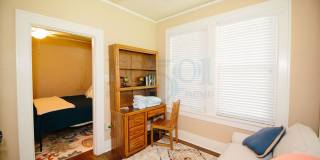 Yellow Bungalow in Hillcrest Gallery 29