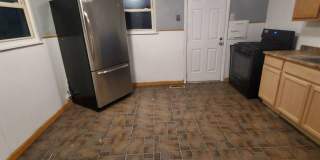 Charming 3-Bedroom Property in Prime Location Gallery 15